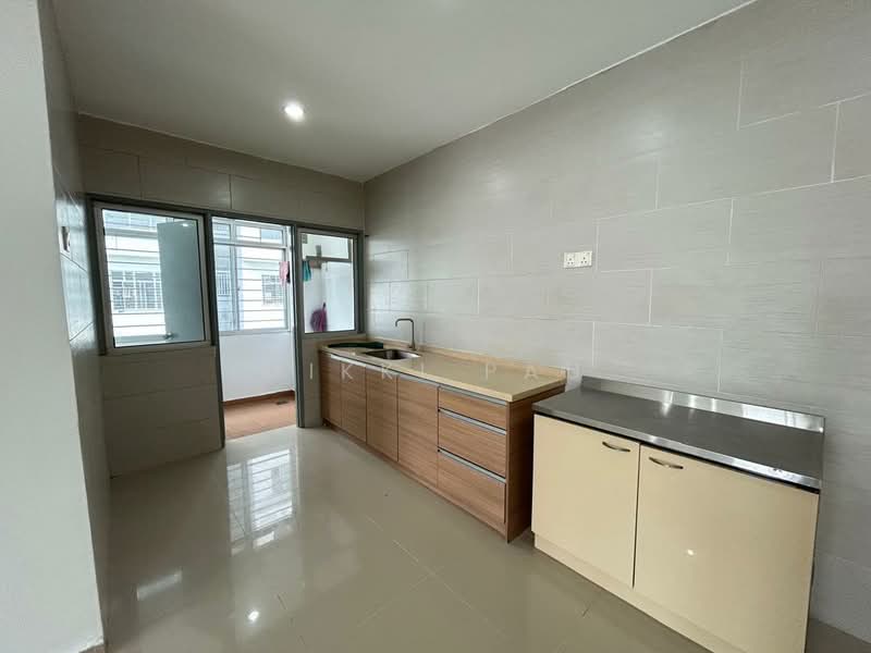 Condominium for Sale at Astana Lumayan - Mikki Pau - Kitchen - PropertyGuru.com.my