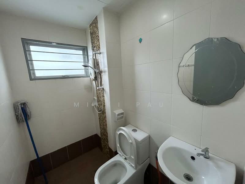 Condominium for Sale at Astana Lumayan - Mikki Pau - Bathroom - PropertyGuru.com.my