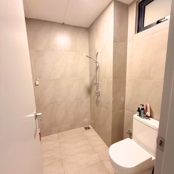 Kondominium untuk Disewa di Wellspring Residences - Ann Khor - Bathroom - PropertyGuru.com.my