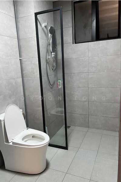 Servis Apartment untuk Disewa di Cubic Botanical - Gordon Tong - Bathroom - PropertyGuru.com.my