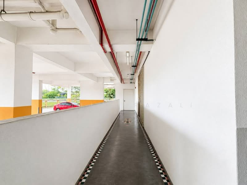 Kondominium untuk Dijual di Vista Millennium Condominium - Aqillah Razali - Corridor - PropertyGuru.com.my