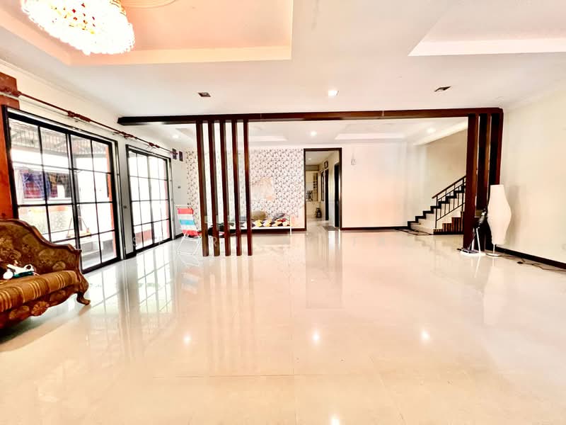 Bungalow House untuk Dijual di Shah Alam (Selangor) - Isfarizal fazz - Living Room - PropertyGuru.com.my