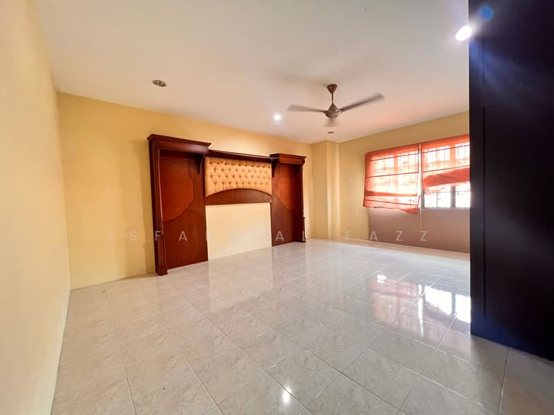 Bungalow House untuk Dijual di Shah Alam (Selangor) - Isfarizal fazz - Bedroom - PropertyGuru.com.my