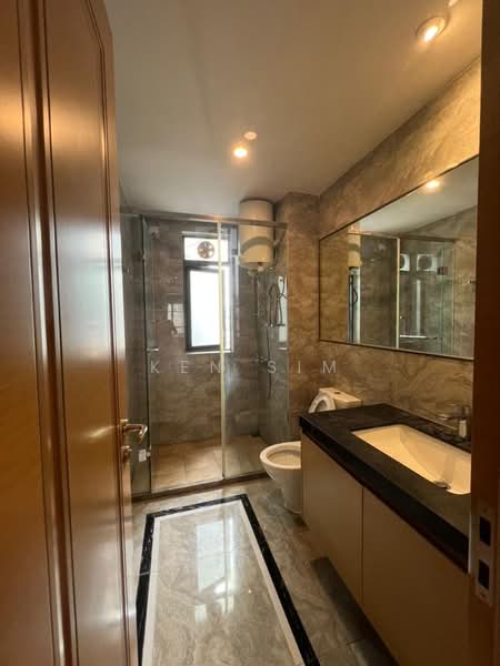 Servis Apartment untuk Disewa di R&F Princess Cove Phase 1 - Ken Sim - Bathroom - PropertyGuru.com.my