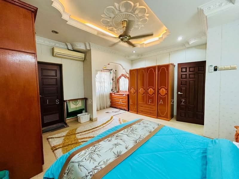 Rumah Berkembar untuk Dijual di D'Kayangan (Shah Alam) - Isfarizal fazz - Bedroom - PropertyGuru.com.my
