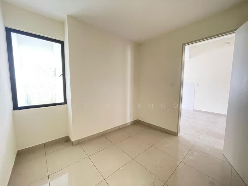 3-storey Terraced House for Sale in Rawang (Selangor) - Evelyn Khoo - Room - PropertyGuru.com.my