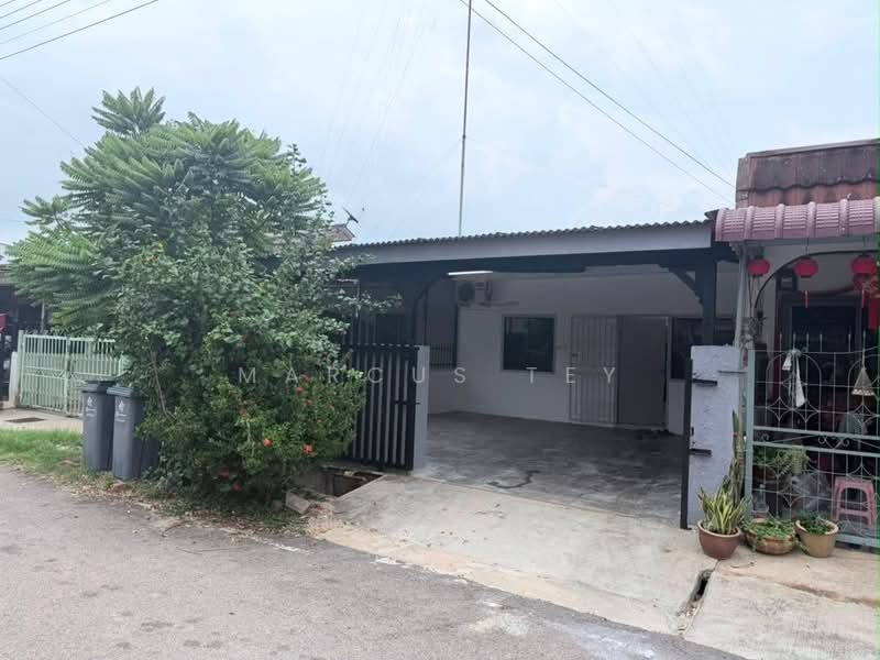 1-storey Terraced House for Sale in Taman Tangkak Jaya (Tangkak) - Marcus Tey - Exterior - PropertyGuru.com.my
