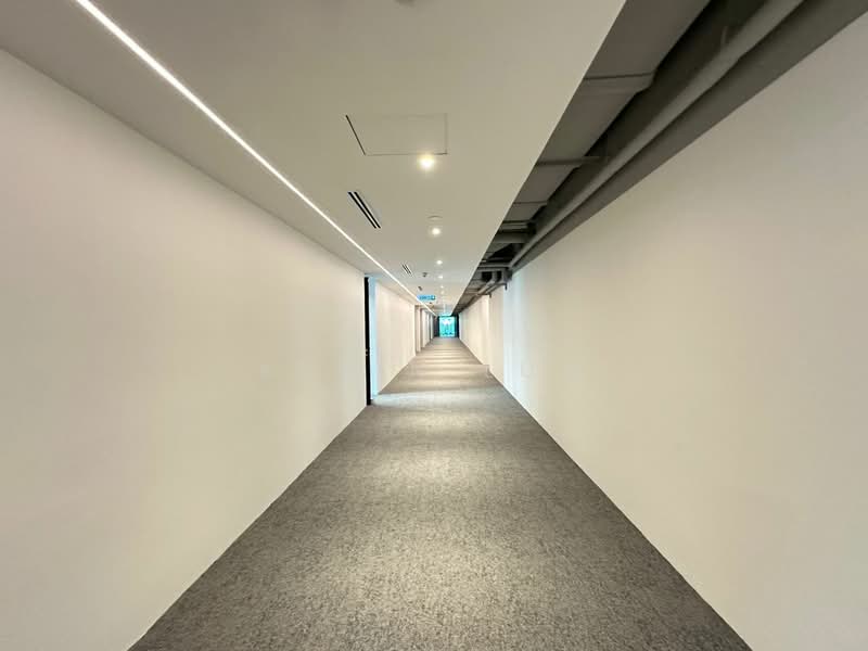 Pejabat untuk Disewa di KLCC (KL City Centre) - Kevin Lum - Corridor - PropertyGuru.com.my