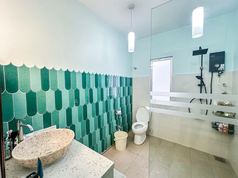 3-storey Terraced House for Sale in Taman Bukit Utama (Ulu Kelang) - Ali Idris - Bathroom - PropertyGuru.com.my