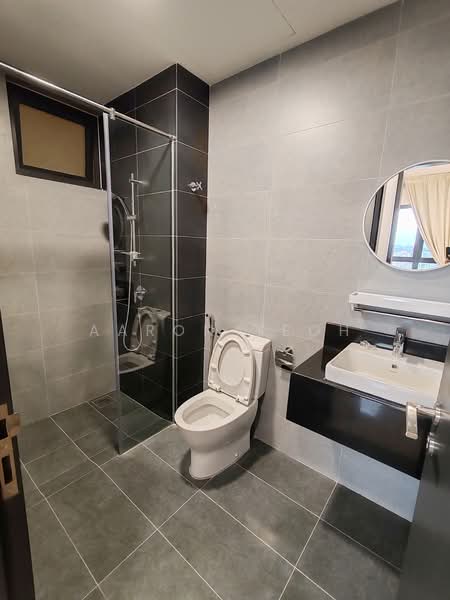 Servis Apartment untuk Disewa di Sunway Velocity TWO - Aaron Yeoh - Bathroom - PropertyGuru.com.my