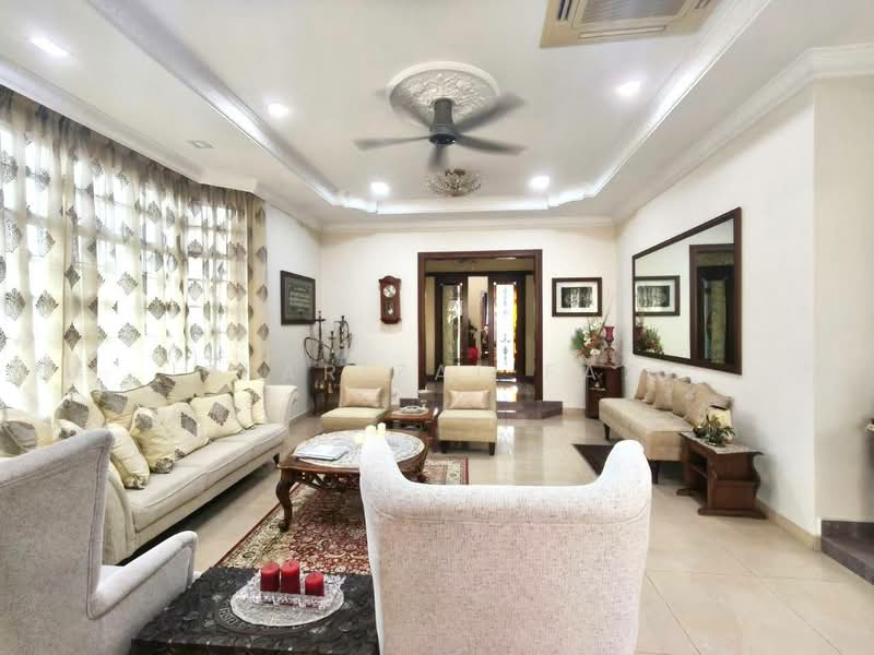 Bungalow for Sale in Kota Damansara (Selangor) - Isfarizal fazz - Living Room - PropertyGuru.com.my