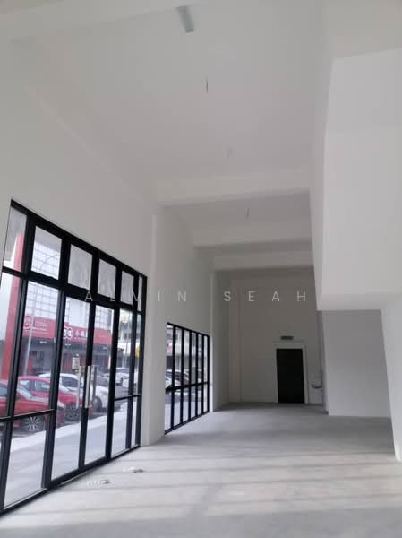Shop for Rent in Bandar Bukit Tinggi (Klang) - Alvin Seah - Interior - PropertyGuru.com.my