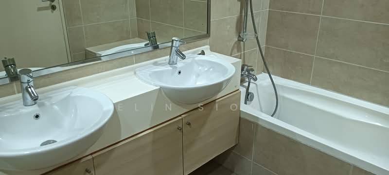 Kondominium untuk Disewa di Menara Bintang Goldhill - Elin Siow - Bathroom - PropertyGuru.com.my