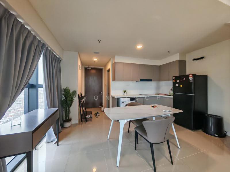 Service Residence for Sale at 8th & Stellar - Aaron Yeoh - Kitchen - PropertyGuru.com.my