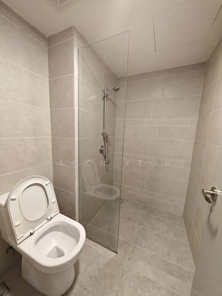Service Residence for Sale at 8th & Stellar - Aaron Yeoh - Bathroom - PropertyGuru.com.my