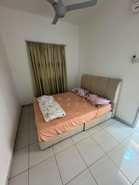 Kediaman Servis untuk Disewa di Residensi Mutiara Emas Kajang - Zulhaikal Asmadee - Bedroom - PropertyGuru.com.my