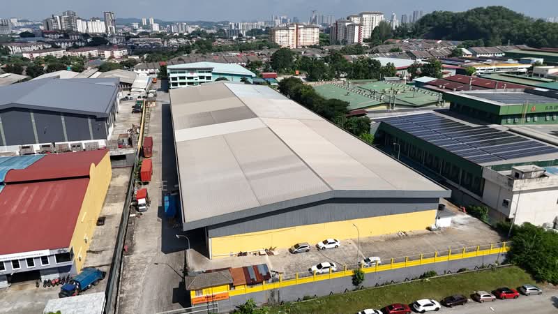 Tanah Perindustrian untuk Dijual di Batu Caves (Selangor) - Desmond Gan - PropertyGuru.com.my