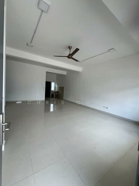Rumah Teres 2 Tingkat untuk Disewa di Semenyih (Selangor) - Chris Choo - Living Room - PropertyGuru.com.my