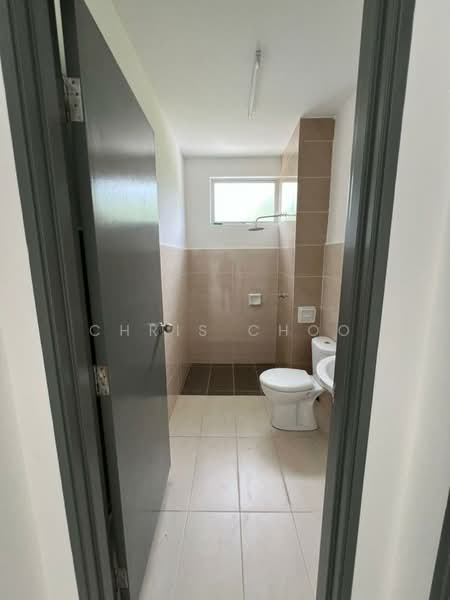 Rumah Teres 2 Tingkat untuk Disewa di Semenyih (Selangor) - Chris Choo - Bathroom - PropertyGuru.com.my