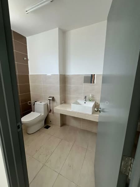 Rumah Teres 2 Tingkat untuk Disewa di Semenyih (Selangor) - Chris Choo - Bathroom - PropertyGuru.com.my