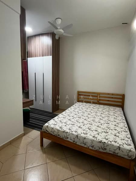 Kondominium untuk Disewa di Sri Lojing Condominiums - Zulhaikal Asmadee - Bedroom - PropertyGuru.com.my