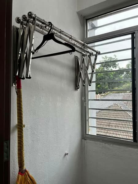 Kondominium untuk Disewa di Sri Lojing Condominiums - Zulhaikal Asmadee - Balcony - PropertyGuru.com.my
