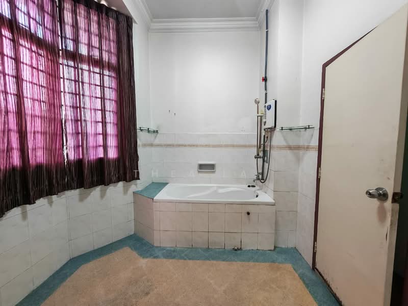 Rumah Teres 2 Tingkat untuk Disewa di Taman Suria (Johor Bahru) - Thea Lai - PropertyGuru.com.my
