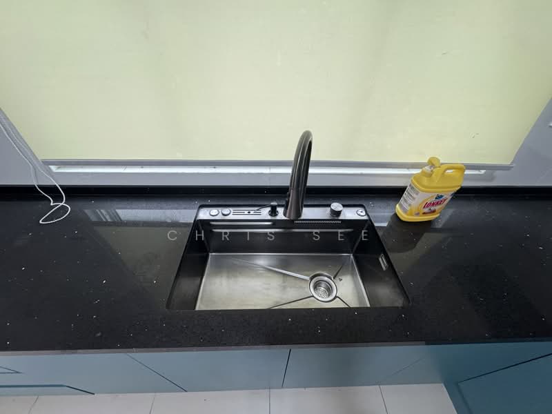 2-storey Terraced House for Rent in Bandar Gamuda Gardens (Rawang) - Chris See - Kitchen - PropertyGuru.com.my