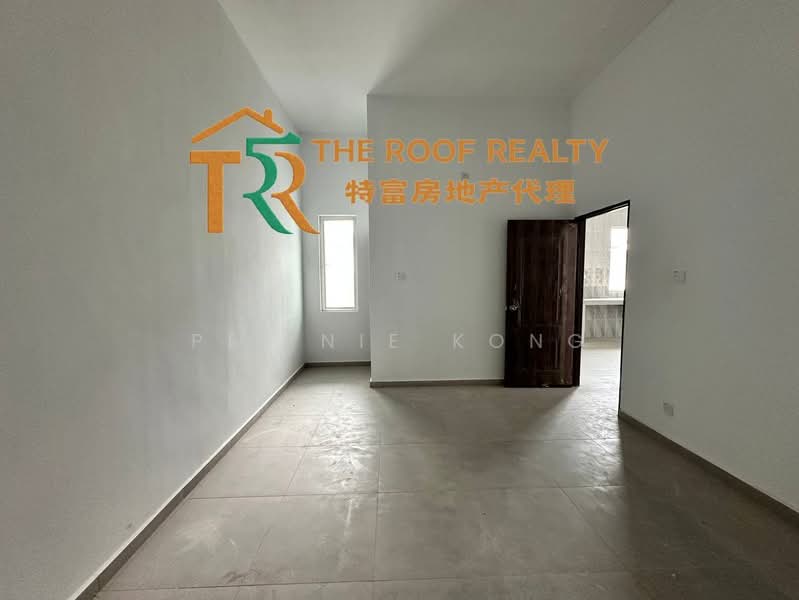 Semi-Detached House for Sale in Lutong (Miri) - Pei Nie Kong - PropertyGuru.com.my