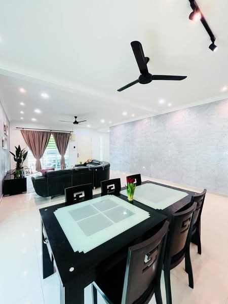 Rumah Teres 2-Tingkat untuk Dijual di Bandar Enstek (Negeri Sembilan) - Jocelyn Chan - Living Room - PropertyGuru.com.my