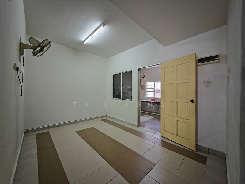 2-storey Terraced House for Sale in Taman Rawang Perdana (Rawang) - Tris Jong - Interior - PropertyGuru.com.my