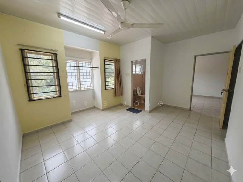 2-storey Terraced House for Sale in Taman Rawang Perdana (Rawang) - Tris Jong - Interior - PropertyGuru.com.my