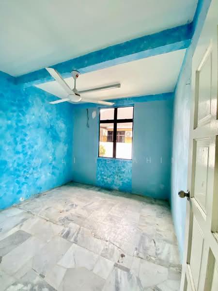 Bungalow for Sale in Bandar Rinching Seksyen 1 (Semenyih) - Azli Ibrahim - Interior - PropertyGuru.com.my