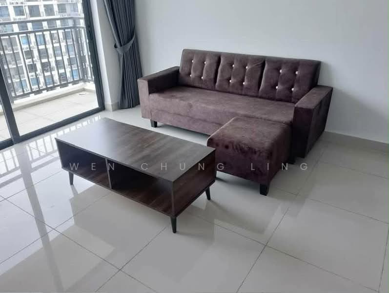 Servis Apartment untuk Disewa di Country Garden Central Park - Wen Chung Ling - Living Room - PropertyGuru.com.my