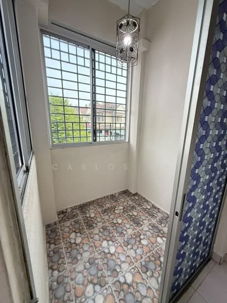 2-storey Terraced House for Rent in BANDAR PUCHONG JAYA (Puchong) - Carlos Ng - Balcony - PropertyGuru.com.my
