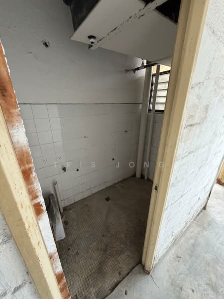 Rumah Flat untuk Dijual di Seri Seroja - Tris Jong - Interior - PropertyGuru.com.my