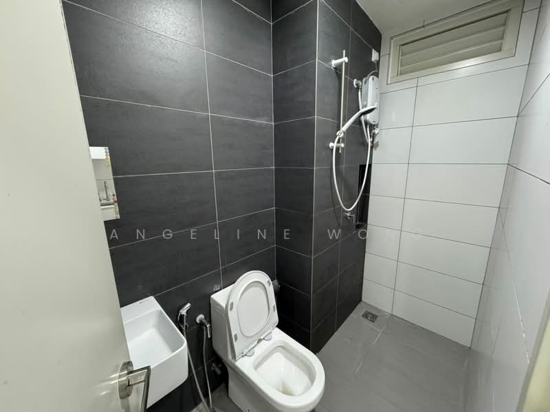 Service Residence for Sale at Horizon Suites - Angeline Wong - Bathroom - PropertyGuru.com.my