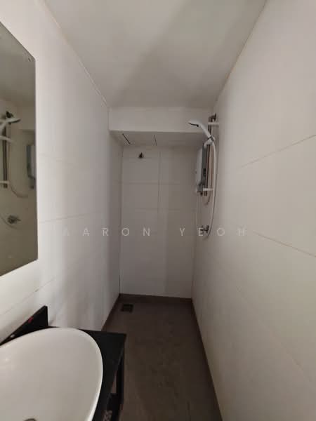 Servis Apartment untuk Dijual di Colonial @ Empire City - Aaron Yeoh - Bathroom - PropertyGuru.com.my