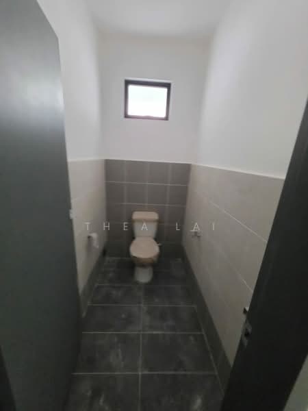 Kedai / Pejabat untuk Disewa di Bandar Baru Permas Jaya (Permas Jaya) - Thea Lai - PropertyGuru.com.my