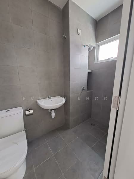 Rumah Teres 2-Tingkat untuk Dijual di Bandar Gamuda Gardens (Rawang) - Evelyn Khoo - Bathroom - PropertyGuru.com.my