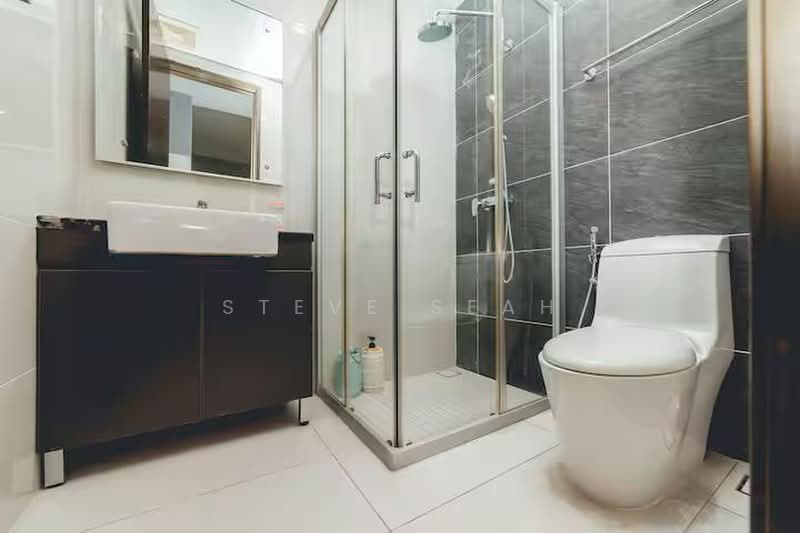 Kondominium untuk Disewa di Bay Point @ Country Garden Danga Bay - Steve Seah - Bathroom - PropertyGuru.com.my