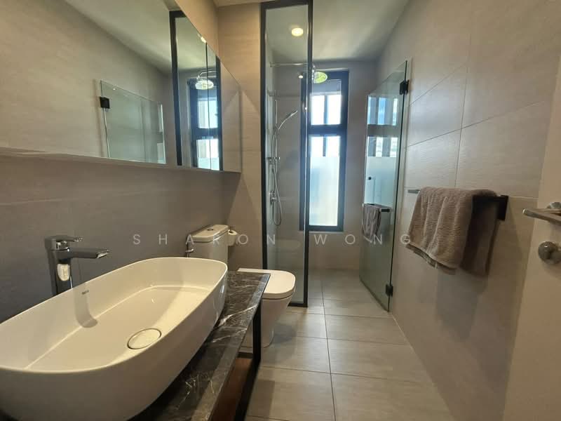 Servis Apartment untuk Disewa di Residensi Solaris Parq - Sharon Wong - Bathroom - PropertyGuru.com.my
