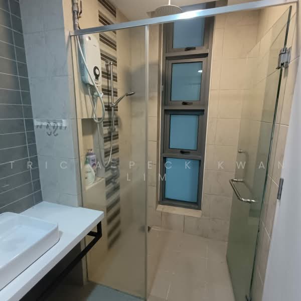 Kondominium untuk Dijual di The Robertson - Tricia Peck Kwan Lim - Bathroom - PropertyGuru.com.my