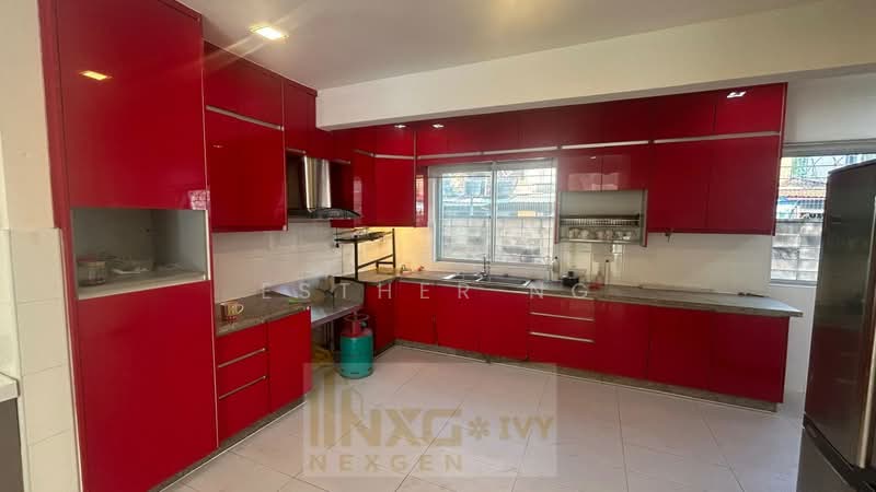 Rumah Teres untuk Disewa di Kemuning Utama (Shah Alam) - Esther Ng - Kitchen - PropertyGuru.com.my
