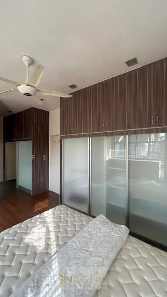 Rumah Teres untuk Disewa di Kemuning Utama (Shah Alam) - Esther Ng - Bedroom - PropertyGuru.com.my