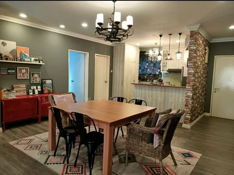 Kediaman Servis untuk Disewa di Residensi Alami - Salawati Busro - Dining Room - PropertyGuru.com.my