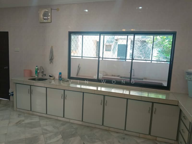 2-storey Terraced House for Rent in Bandar Pengkalan Indah (Ipoh) - Alvin Wong - Kitchen - PropertyGuru.com.my
