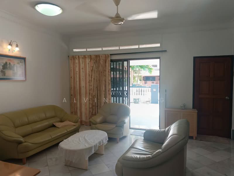 2-storey Terraced House for Rent in Bandar Pengkalan Indah (Ipoh) - Alvin Wong - Living Room - PropertyGuru.com.my