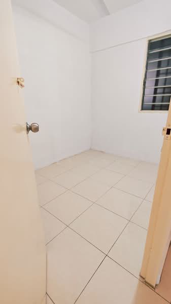 Flat for Rent at Mutiara Vista - Kaze Kang - PropertyGuru.com.my
