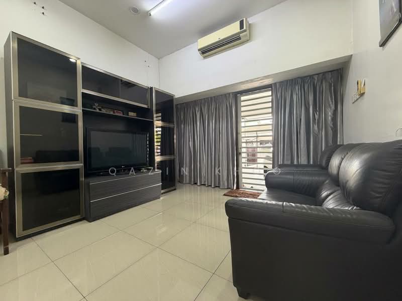 Rumah Teres 1 Tingkat untuk Disewa di New Pasir Puteh (Ipoh) - Qazin Khoo - Living Room - PropertyGuru.com.my